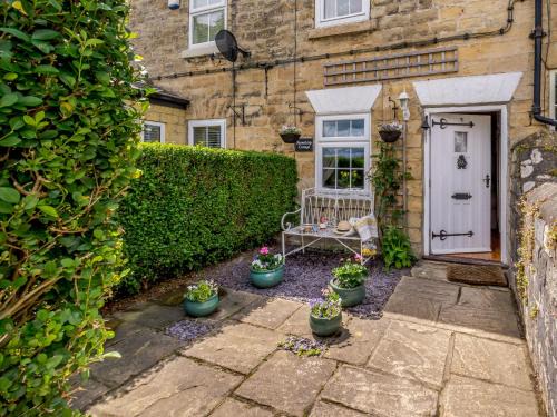 Wetherby House | Snowdrop Cottage