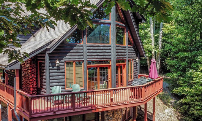 Slatyfork Farm House | Snowshoe WV 'Mountain Retreat' Starlink