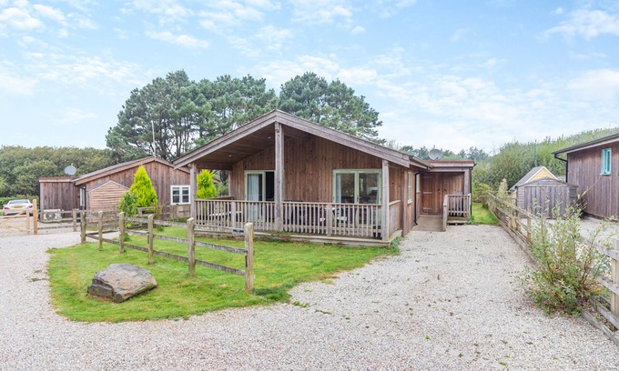 Winnard's Perch House | Snowy Owl - Two Bedroom House, Sleeps 4