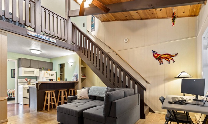 Angel Fire Condo | Snug 2-Bedroom Condo- Walking Distance to Ski Lift