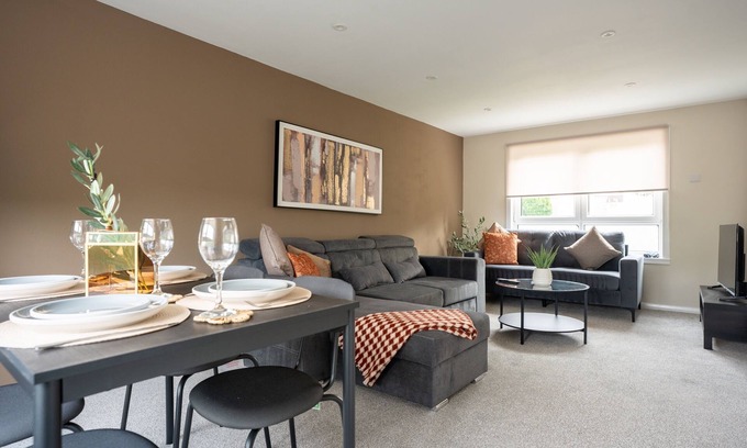 Livingston House | Snug Modern Home in Livingston