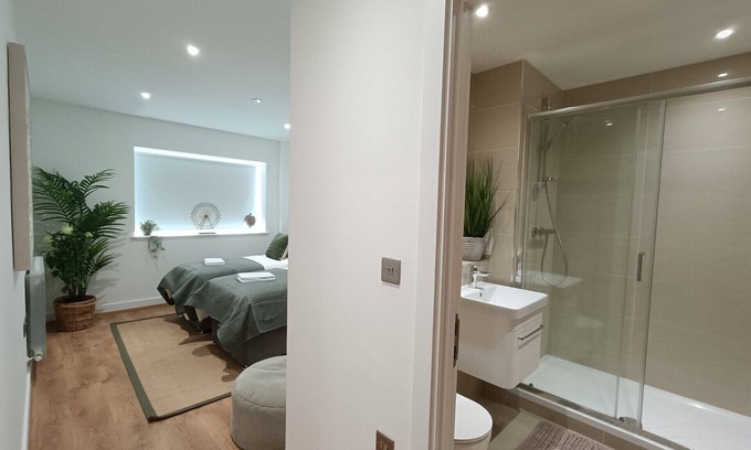 Woolwich Riverside Apartment | Snuggle Inn Riverside apartments- Serviced accommodation