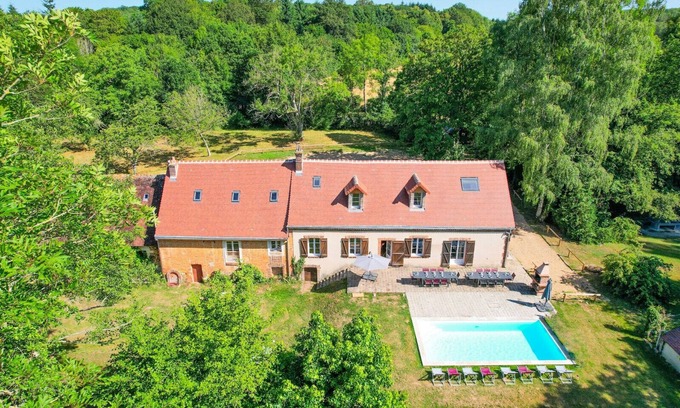 Beaumont-les-Autels Villa | So Villa Moulin du Vinet (28) - Heated pool - Basketball - 1h30 Paris - 26p.