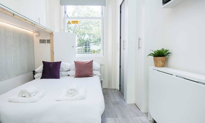 Hove Apartment | SoBo Studio 2 | by Brighton Holiday Lets