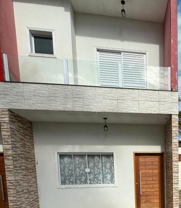 Jardim Aruan House | Sobrado em Cond. Fechado - 250m Praia Indaiá.