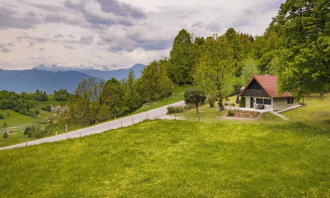Livek Ski Chalet | Soca Area Sweet cottage in Livek