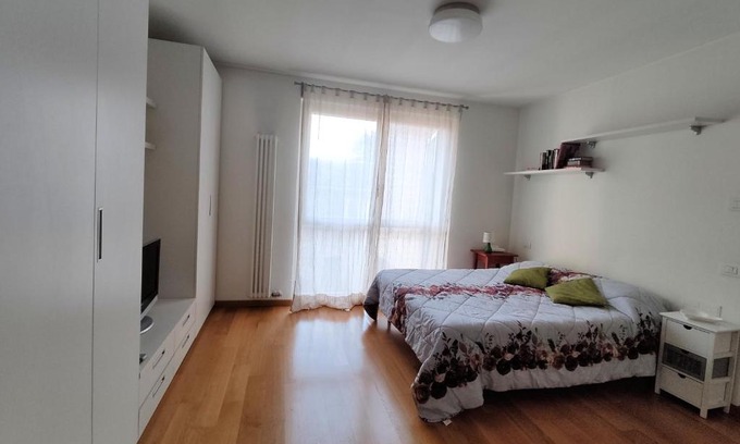 Vimercate Apartment | Soggiorno ai Portici