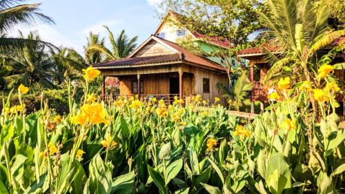Koh Rong Sanloem Apartment | Sok Mean Bungalows