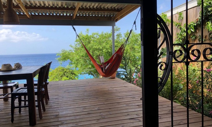 Lagun House | Sol Patch at Jeremi #2: a seaside guest house overlooking the Caribbean.