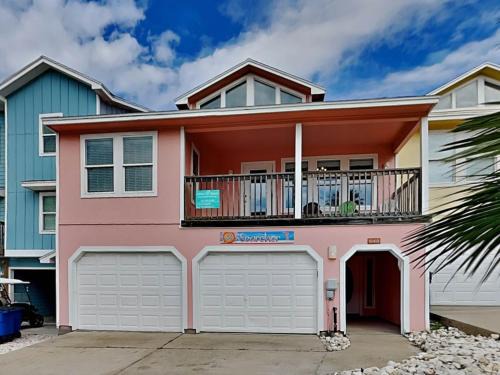 Sand Point House | Sol Searcher