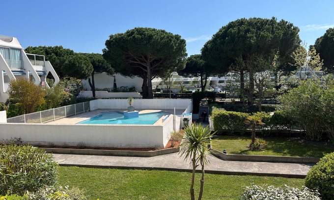 La Petite Motte Apartment | Sol-y-Days Les Sables d'Or, Apartment 500m from the beaches