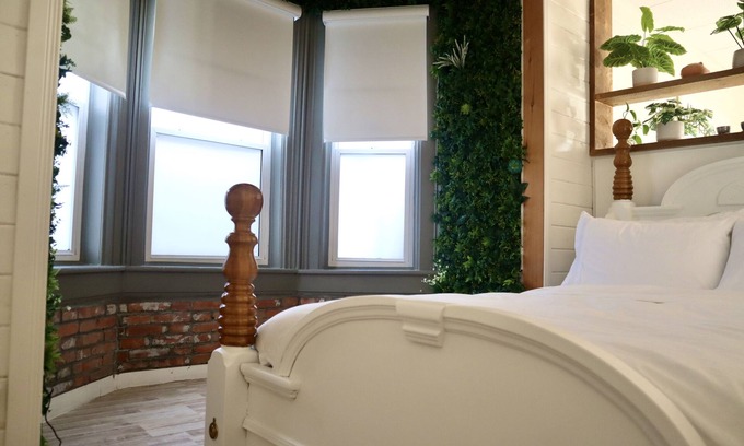 Marmora Apartment | Solar Powered Crowe River Retreat with Kayak + paddle board rentals