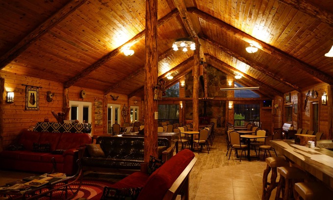 Fairview Cabin | Solar & Wind Powered Lodge on 160 Acres - Discount for 3+ nights