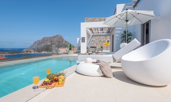 Mirties Villa | Sole | Mia Anasa - Luxury Suites
