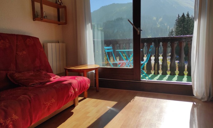 Mieussy Apartment | Soleil a la Montagne Wifi Gratuit Piste a Deux Minutes à Pieds Appt 4 Pers