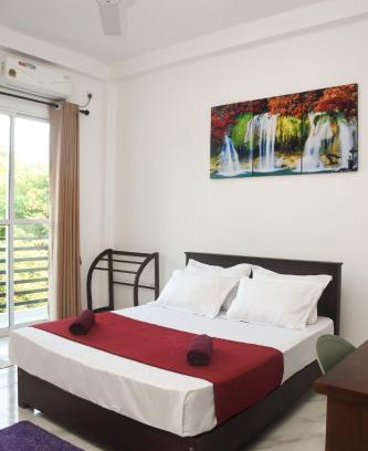 Boralesgamuwa Hotel | Solid Hotel Boralasgamuwa