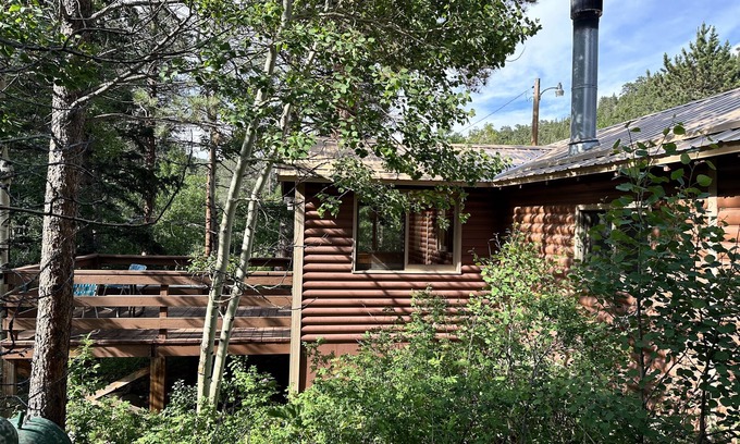 Lyons Cabin | Solitude-Cabin B: Riverside 2 Bdrm+/Private Deck & Fire Pit/40 mins From Boulder