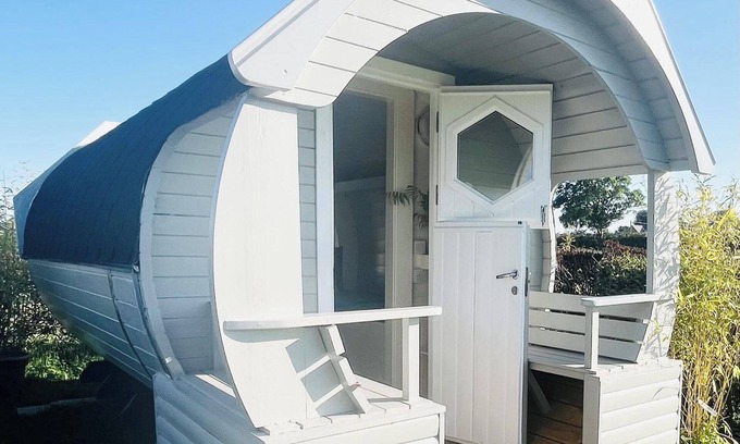 Morpeth Cabin | Solo Glamping Pod - Sleeps 4 - Northumberland