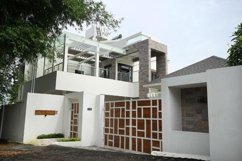 Kumbalam Villa | solomons ark