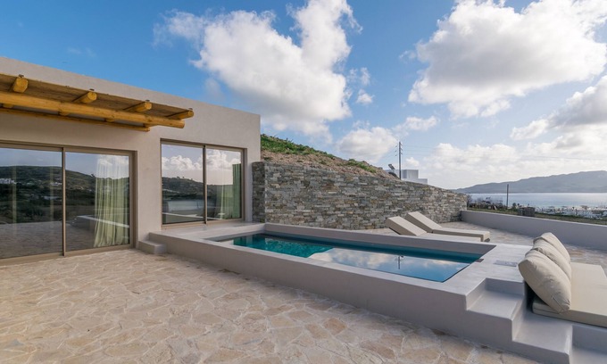 Adamas Hotel | Solus Suites