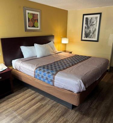Goodlettsville Hotel | Somatel Goodlettsville