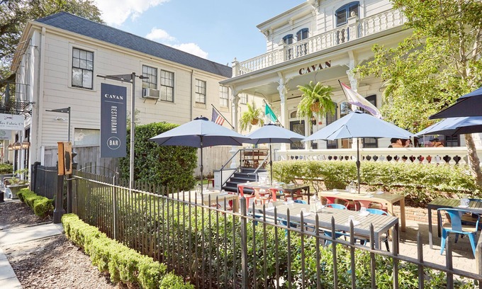 Faubourg Delachaise Apartment | Sonder at Delachaise Row | Three-Bedroom Apartment w/ Balcony