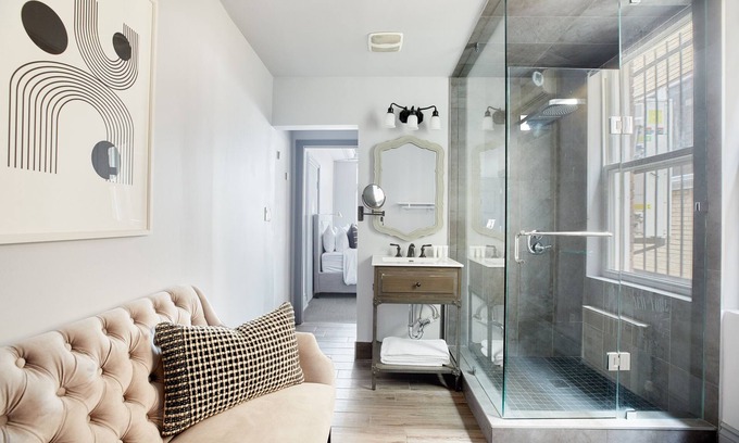 Church and Wellesley Apartment | Sonder The Wellesley