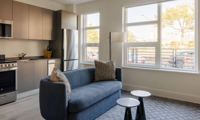 Truxton Circle Apartment | Sonder Vicino | One-Bedroom Apartment