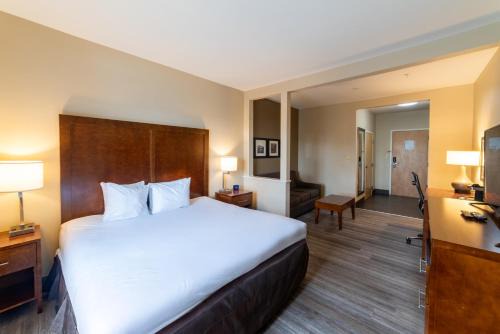 Scotlandville Hotel | Sonesta Essential - Baton Rouge Airport