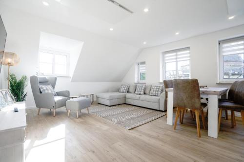 Suederhafen Apartment | Sonnenglück - Helle und moderne Ferienwohnung am Meer