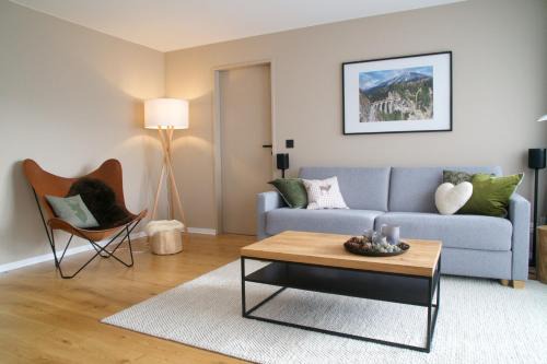 Schmitten Apartment | Sonnige Panorama Aussicht bei Davos Lenzerheide