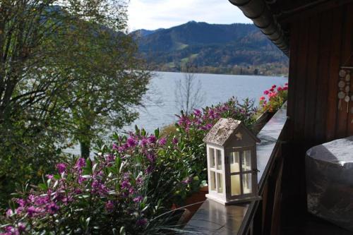 Sankt Quirin Apartment | Sonniges Appartement am Tegernsee