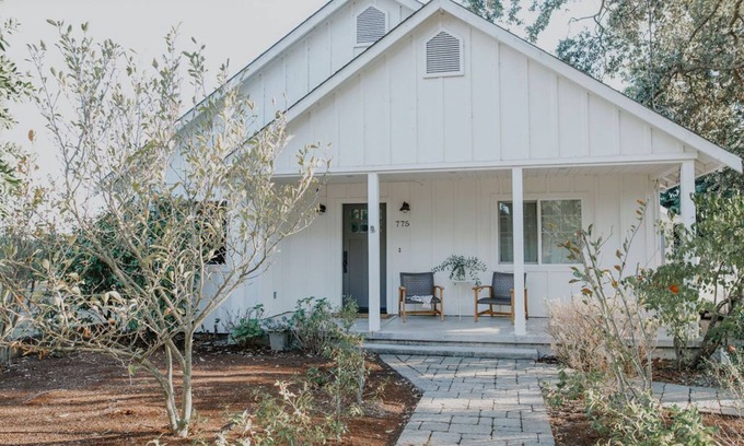 Sonoma House | Sonoma Vineyard Retreat Private House & Guesthouse w/Gourmet Kitchen & Views