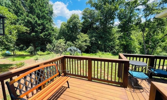 Charlottesville House | SONSAK - 943 Jefferson Lake Drive