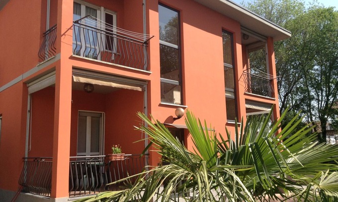 Collegno Apartment | Sophia apartment a stone's throw from Turin