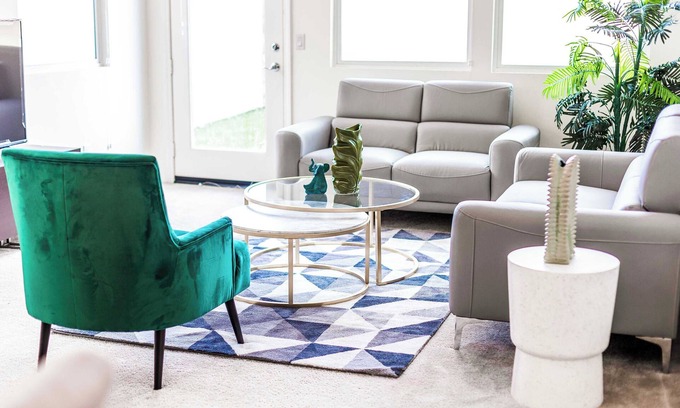 Rialto House | Sophisticated 4BR Retreat｜Pet-Friendly｜Fenced Yard & Pool Access#41339