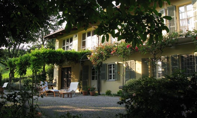 Cocconato Bed & Breakfast | Sotto la Luna Bruna B&B