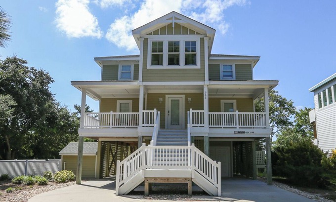 Monteray Shores House | Sound Reflections - 4 BR Soundside home in Monteray Shores Corolla w/Private Pool