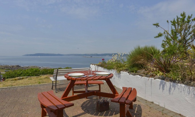 Down Thomas Cottage | SOUNDVIEW, family friendly, country holiday cottage in Down Thomas