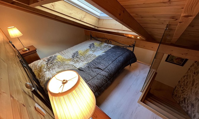 Neydens Apartment | Sous les étoiles T1 Triplex à Neydens
