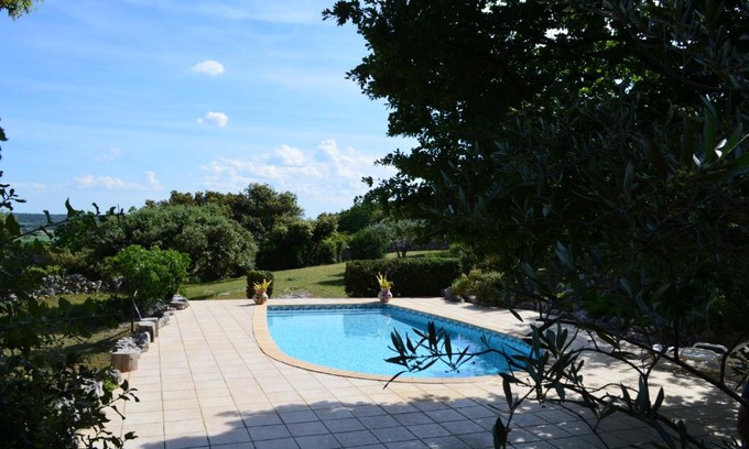 Lussan House | Sous les chênes