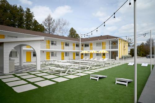 Southampton Hotel | South Beach Boutique Motel