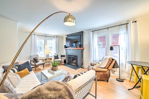 Northshore Triangle House | South Bend Home Less Than 1 Mi to Notre Dame!