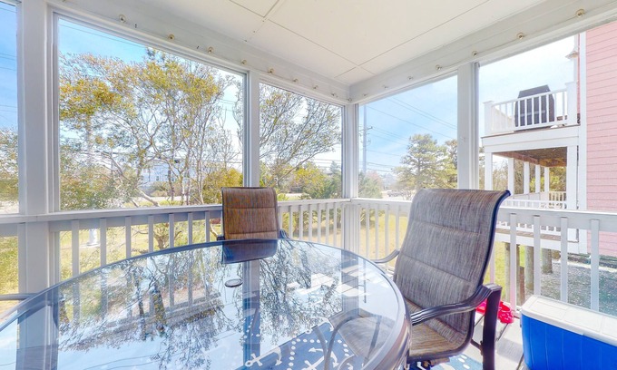 Sandpiper Pines House | South Bethany home with private outdoor areas & great location near the beach