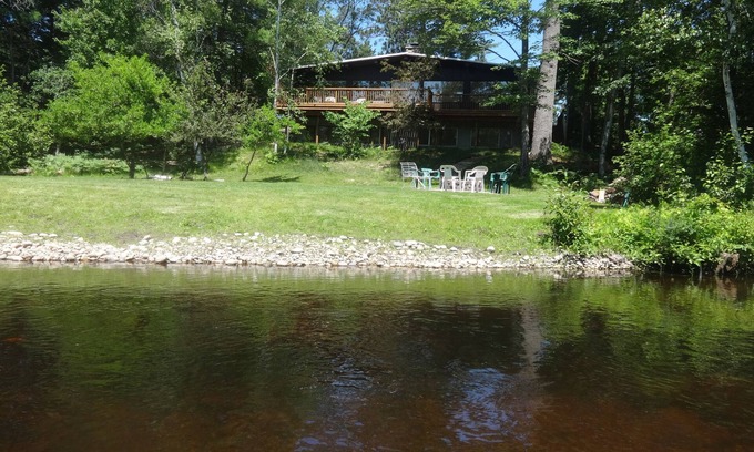 Roscommon House | South Branch Ausable River. 4 Bedroom, 3 Bath.