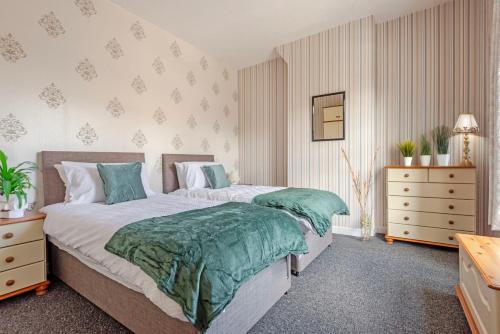 Crewe House | South Cheshire Comforts