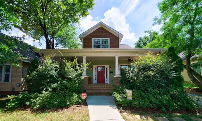 Charlotte House | South End Home: Pool + Spa+ Firepit+ Arcade