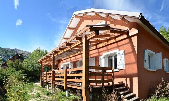 Colmars Ski Chalet | South facing chalet in the Mercantour park