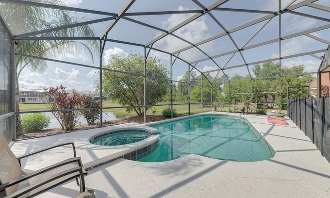 Veranda Palms Villa | South facing pool & spa on water conservation area in gated community