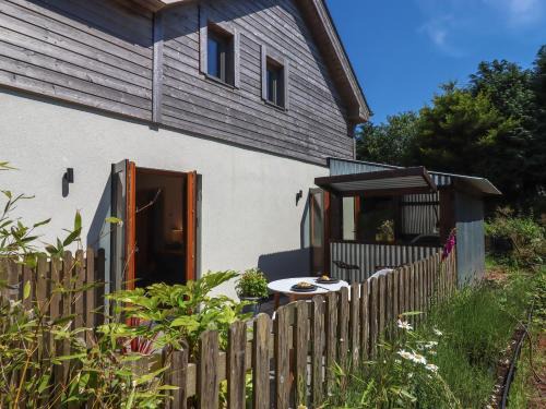 Moreleigh House | South Holm